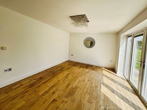 Lounge- click for photo gallery